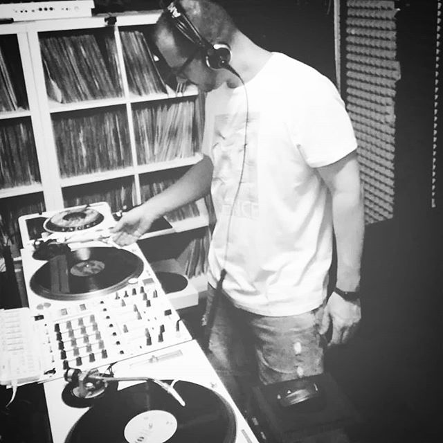 @experimentaltvradio 🎧Escuchanos en : �