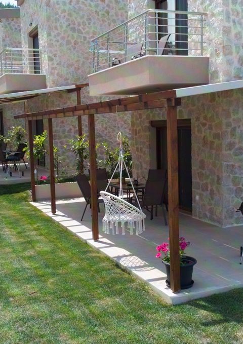 Limoncello Villas buildings and garden