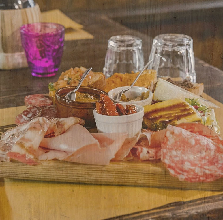 Antipasto dell'Osteria_edited.jpg