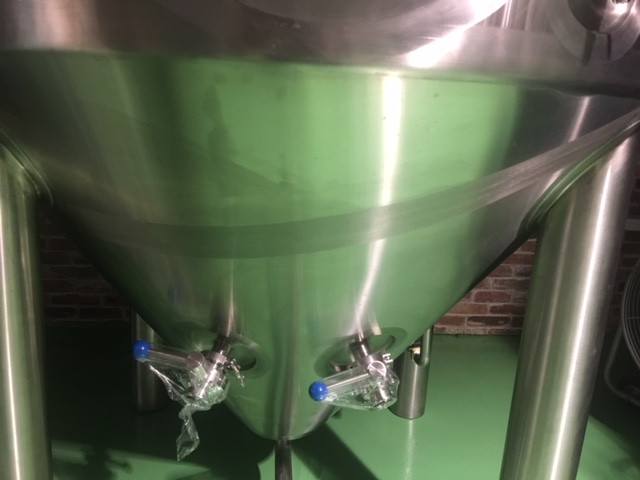 サムネイル： 1000L FERMENTATION TANK＜発酵タンク 1000L＞