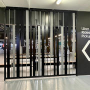 Uber Lounge & Pick-up