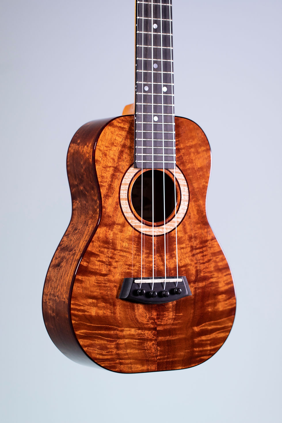 Thumbnail: K-3C Curly Hawaiian Koa Concert Ukulele : Kanile'a