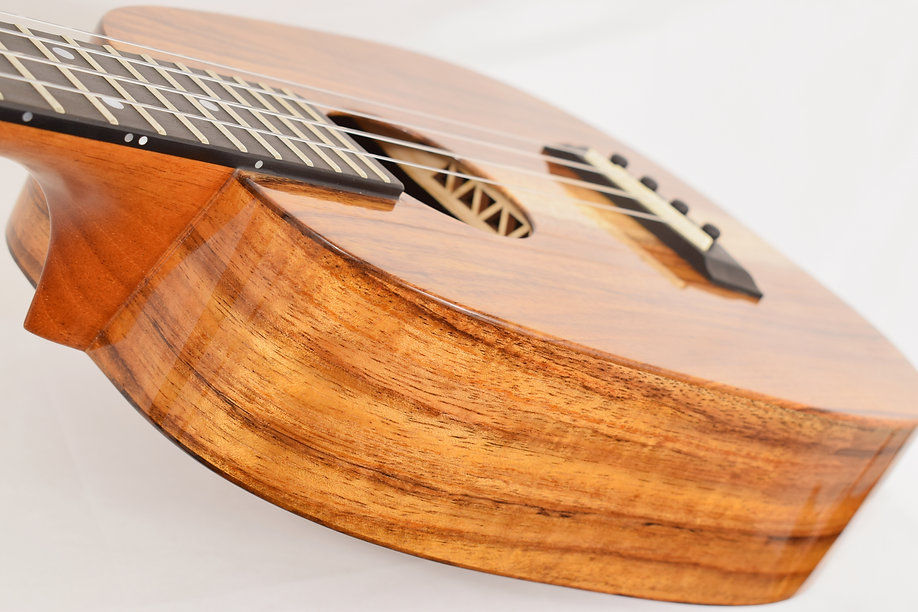 Thumbnail: P-1T-CORE Deluxe Hawaiian Koa Pineapple Tenor Ukulele : Kanile'a