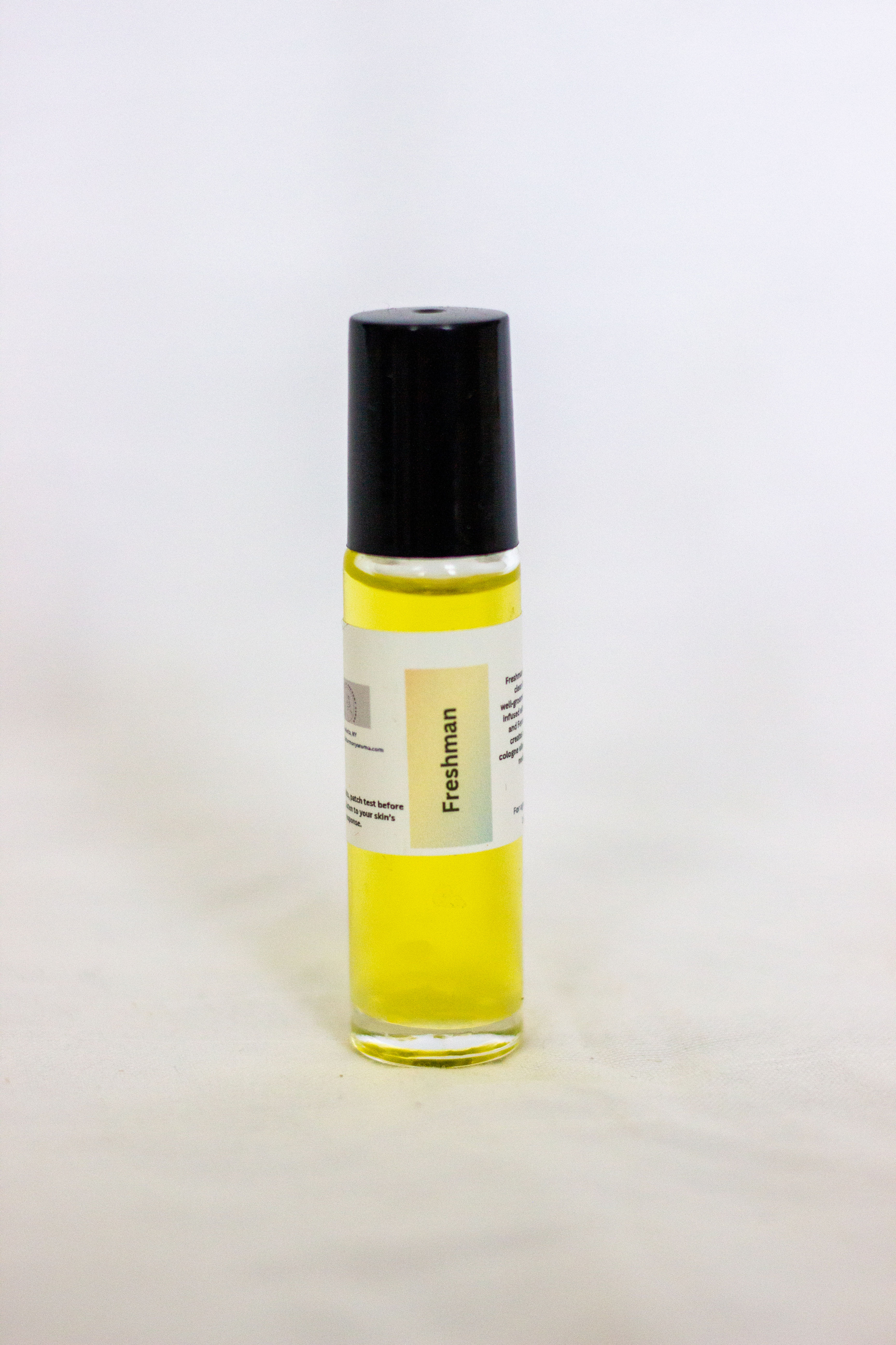 Freshman Roller Clean-shaven, clean-cut men deserve a cologne that reflects their fresh and clean vibe.