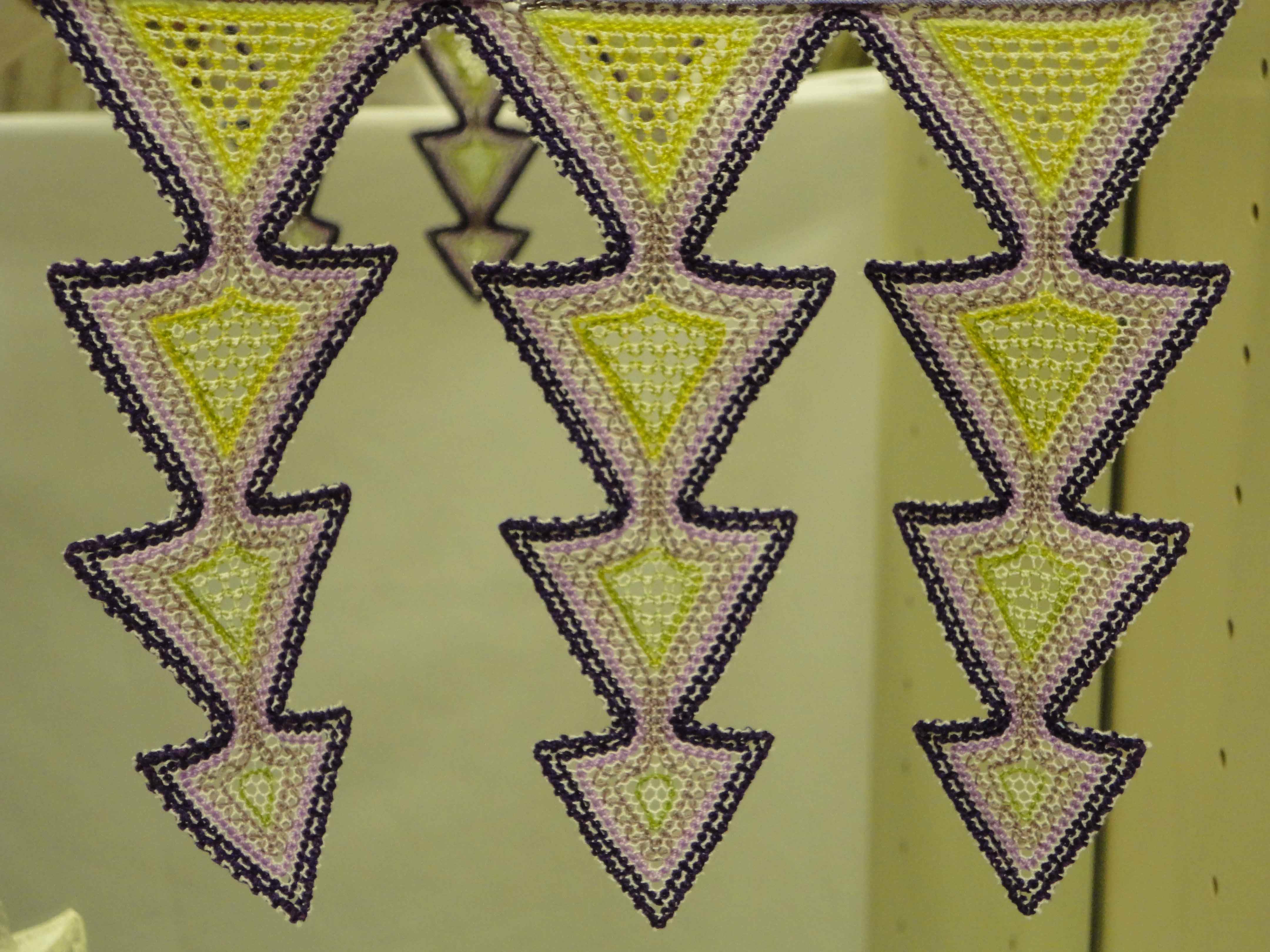 Rough diamonds, detail