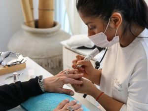 Spring Renewal: How Professional Mobile Beauty Services Boost Confidence & Wellness