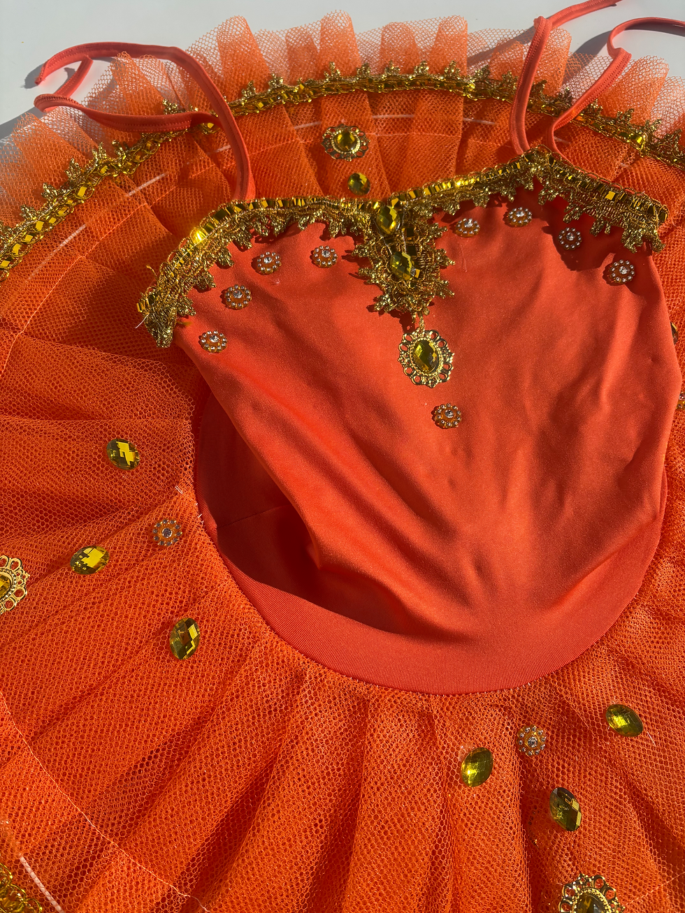 Miniatura: Tutu bandeja laranja 