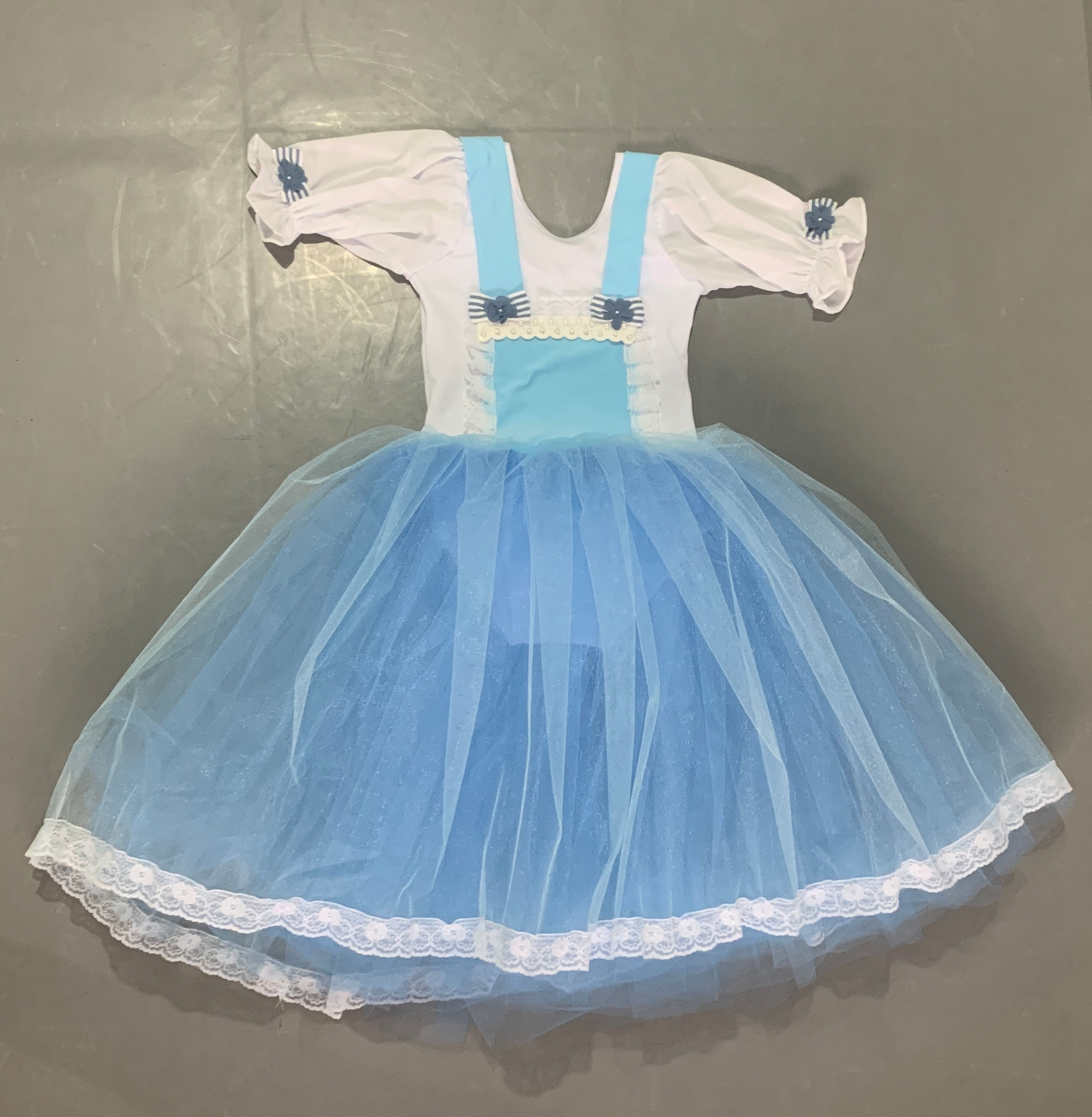 Jardineira Azul claro