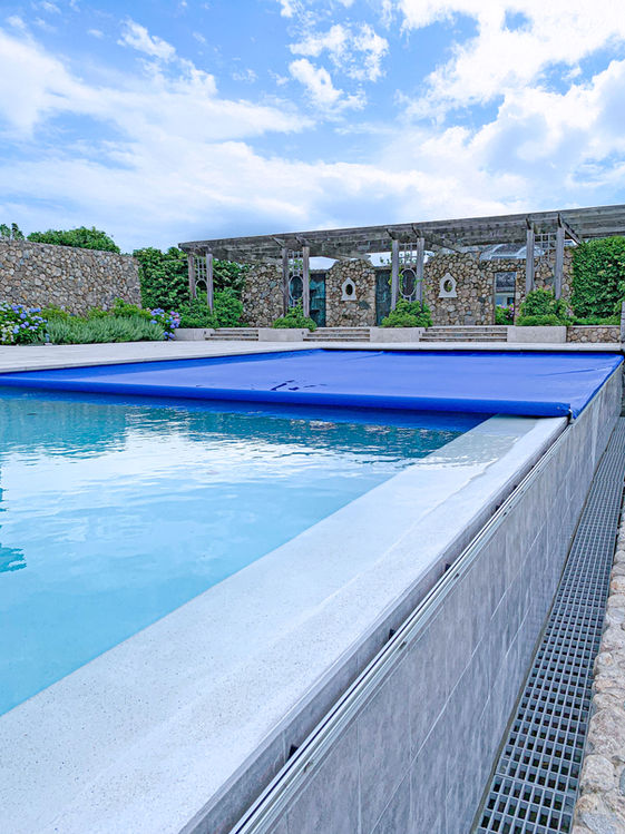 Automatic Pool Covers New England - Call 781-4-A-COVER