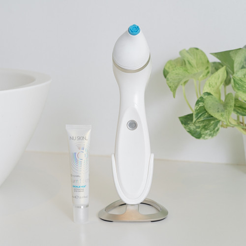 ageLOC LumiSpa iO SkinCare Kit | Dailyskincare.co.uk