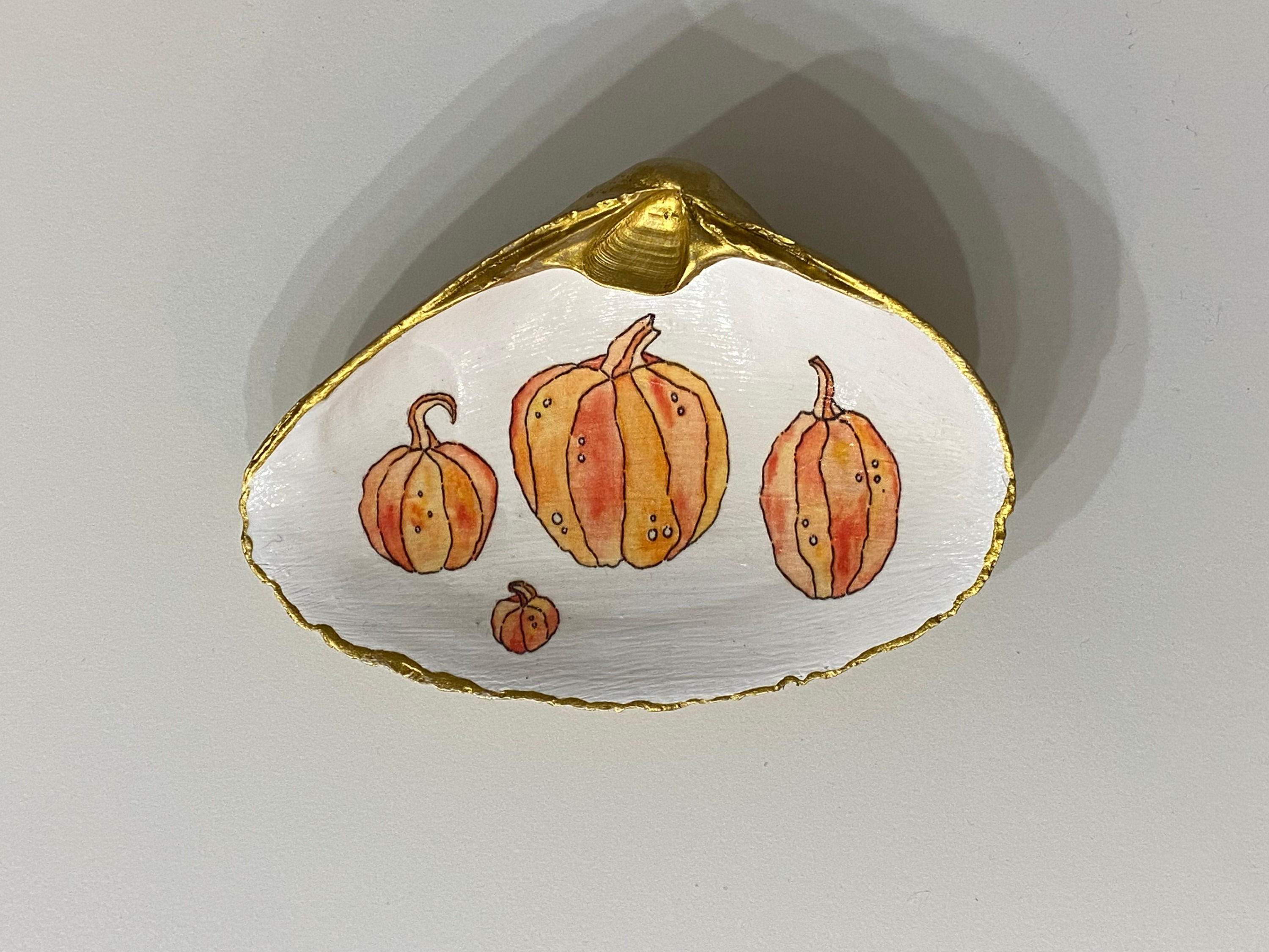 Pumpkin Patch Clam Shell