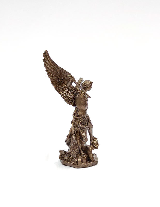聖彌額爾天使像 St Michael Statue 公教進行社catholic Centre