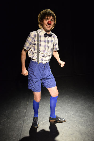 clown avec pieds.JPG