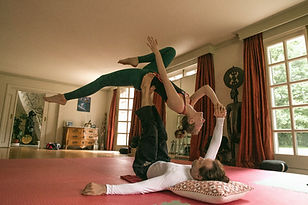 Acroyoga - Back bend - Mame Shen - Brabant wallon