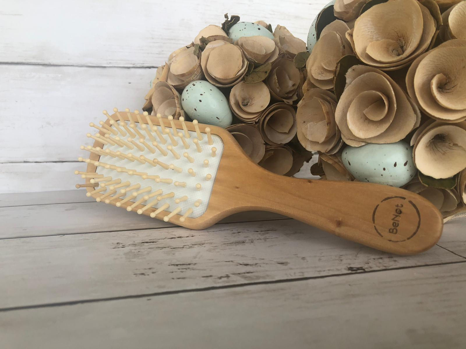 Bamboo Smooth Detangler Brush