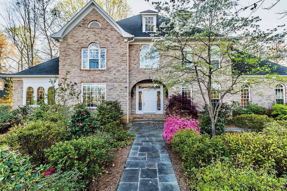 Raleigh Luxury Home Sold By Blue Orchid Realty | Emme Zheng, Raleigh Top Luxury Listing Agent 