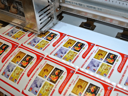 IN DECAL QUẬN 1 - ỨNG DỤNG VÀ CÁC LOẠI DECAL PHỔ BIẾN