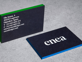 IN CARD VISIT QUẬN 12 ÉP KIM TĂNG VẺ NGOÀI SANG TRỌNG