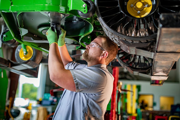 Turf equipment service