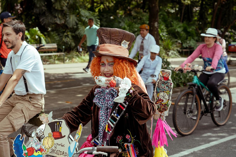 Medellín se prepara para pedalear en la Feria de las Flores: abren inscripciones para la Feria a Ritmo de Bicicleta