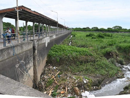 Dredging of Molino Dam underway to ease flooding in Bacoor