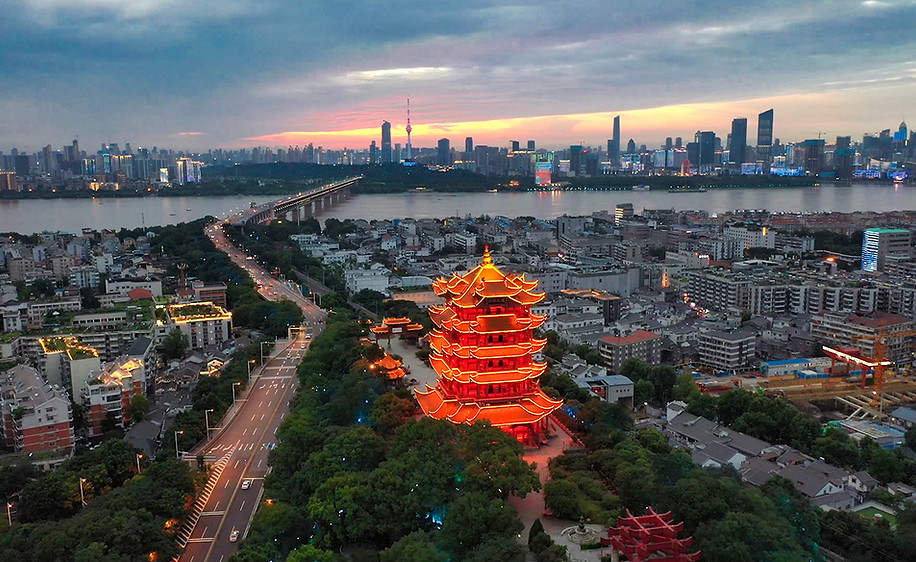 黄鹤楼Yellow Crane Tower1.jpeg