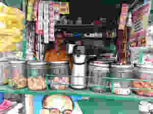 Udhyam Learning Foundation has provided piggy-banks to more than 50 street-side entrepreneurs across Bengaluru to inculcate daily saving habits into them.