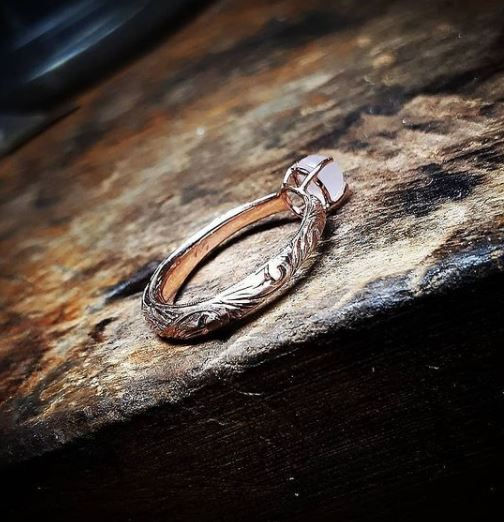 Thumbnail: Rose Quartz Motif Ring