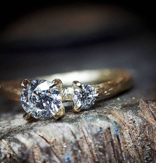 Thumbnail: Double Diamond Branch Ring