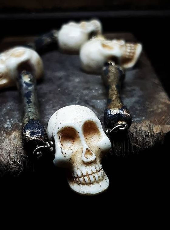 Thumbnail: Skull Gold Oxide Bracelet