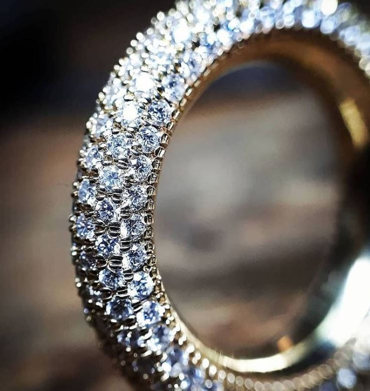 Thumbnail: Cylinder Full Diamond Ring