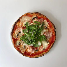 Pizza con masa de coliflor
