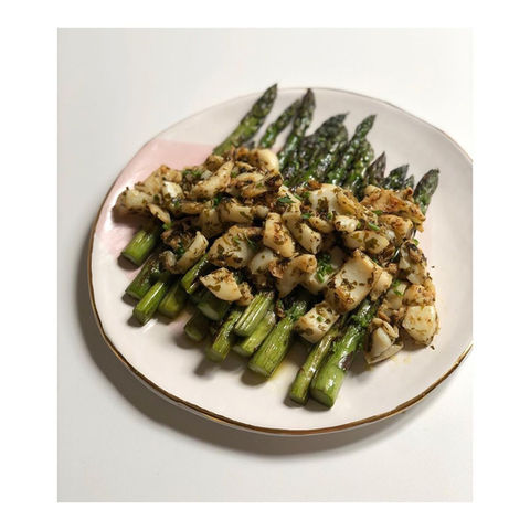 Sepia al ajillo con trigueros