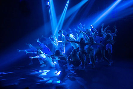 Teatertolvan Silfvers Foto Fotograf Eksjö Musikalkalaset-167.jpg