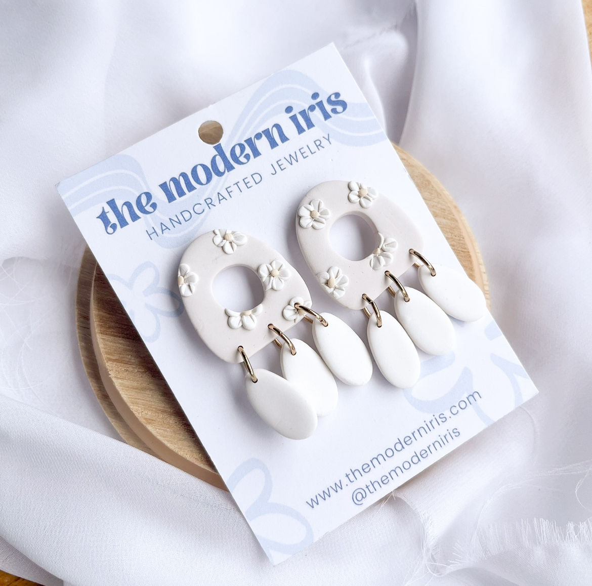 Scattered Daisy Earrings