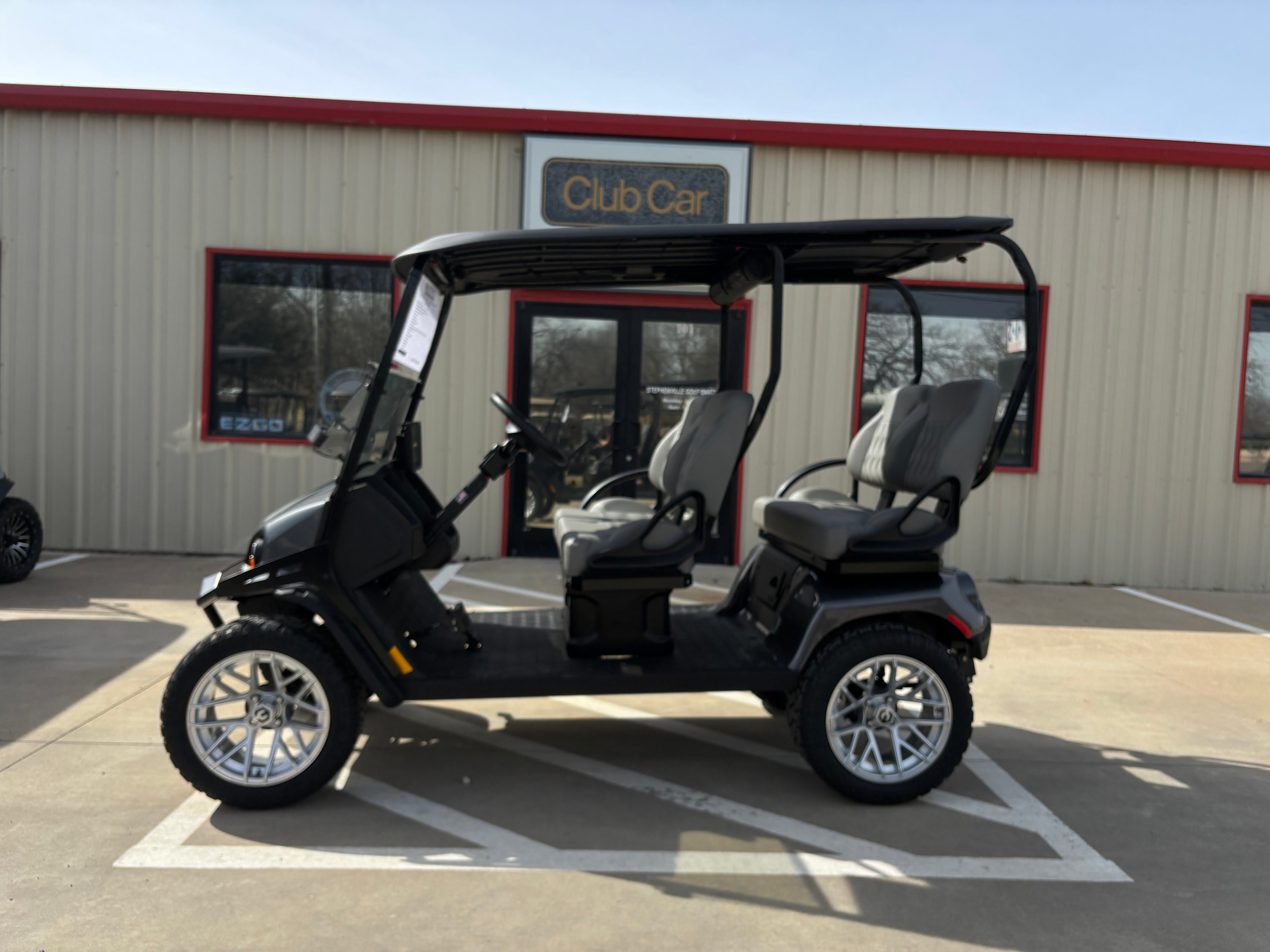 2026 EZGO LIBERTY SUMMIT XTL LITHIUM GOLF CART $16,399