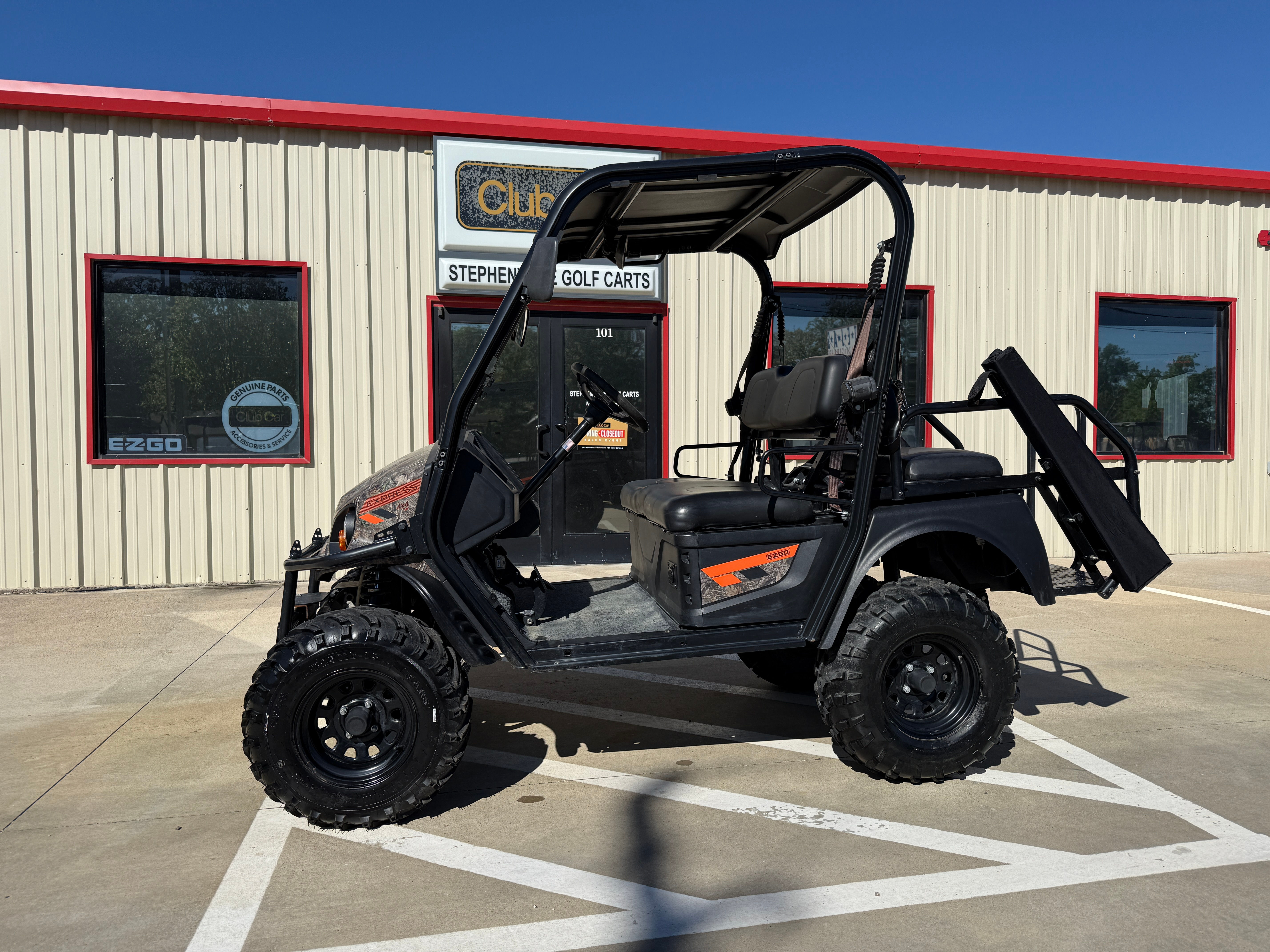 2020 EZGO EXPRESS 4X4 72 VOLT LITHIUM GOLF CART $7,995