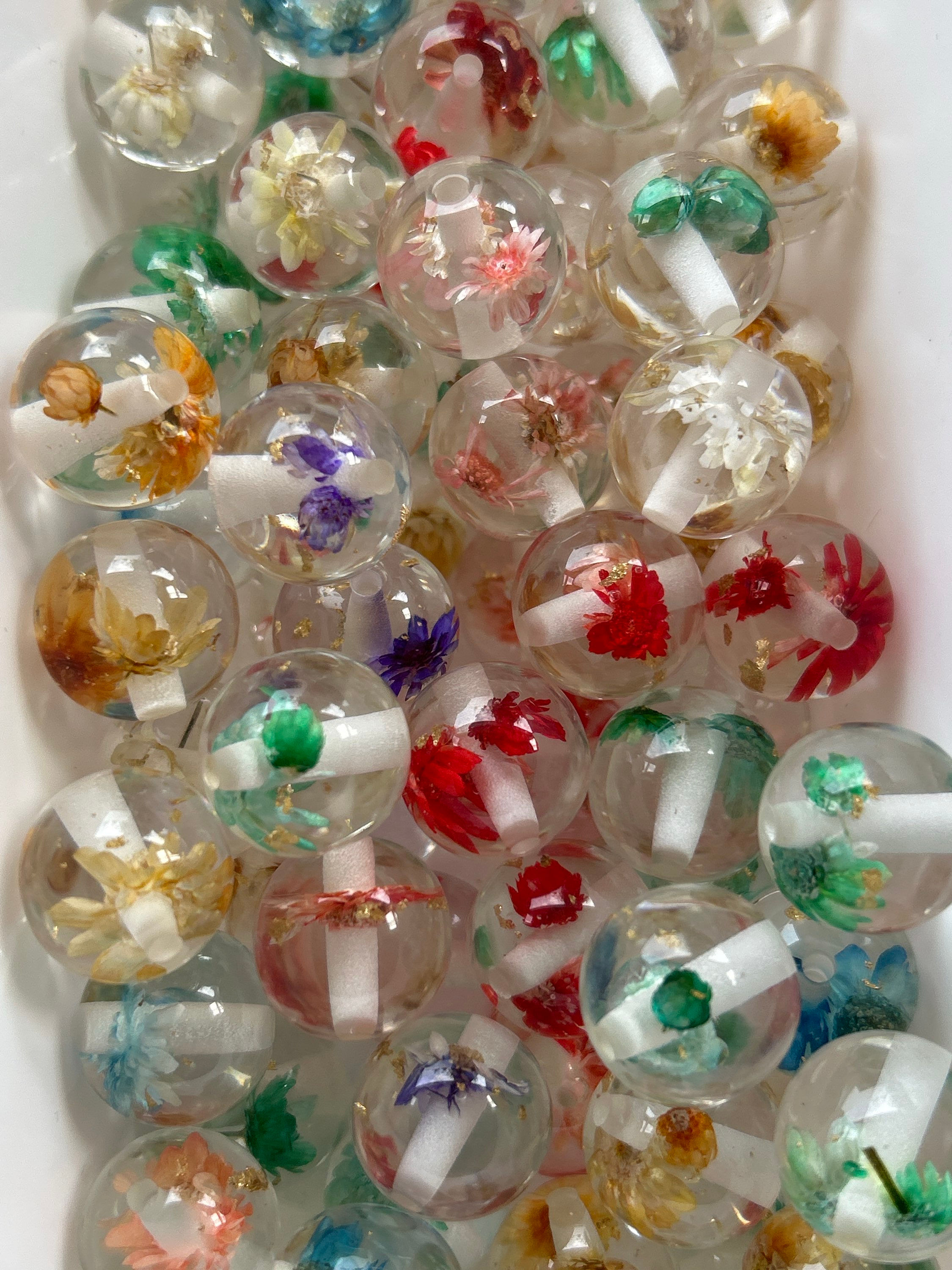 Acrylic Bead - Dried Flowers 16mm