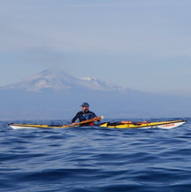 kayak gio.jpg