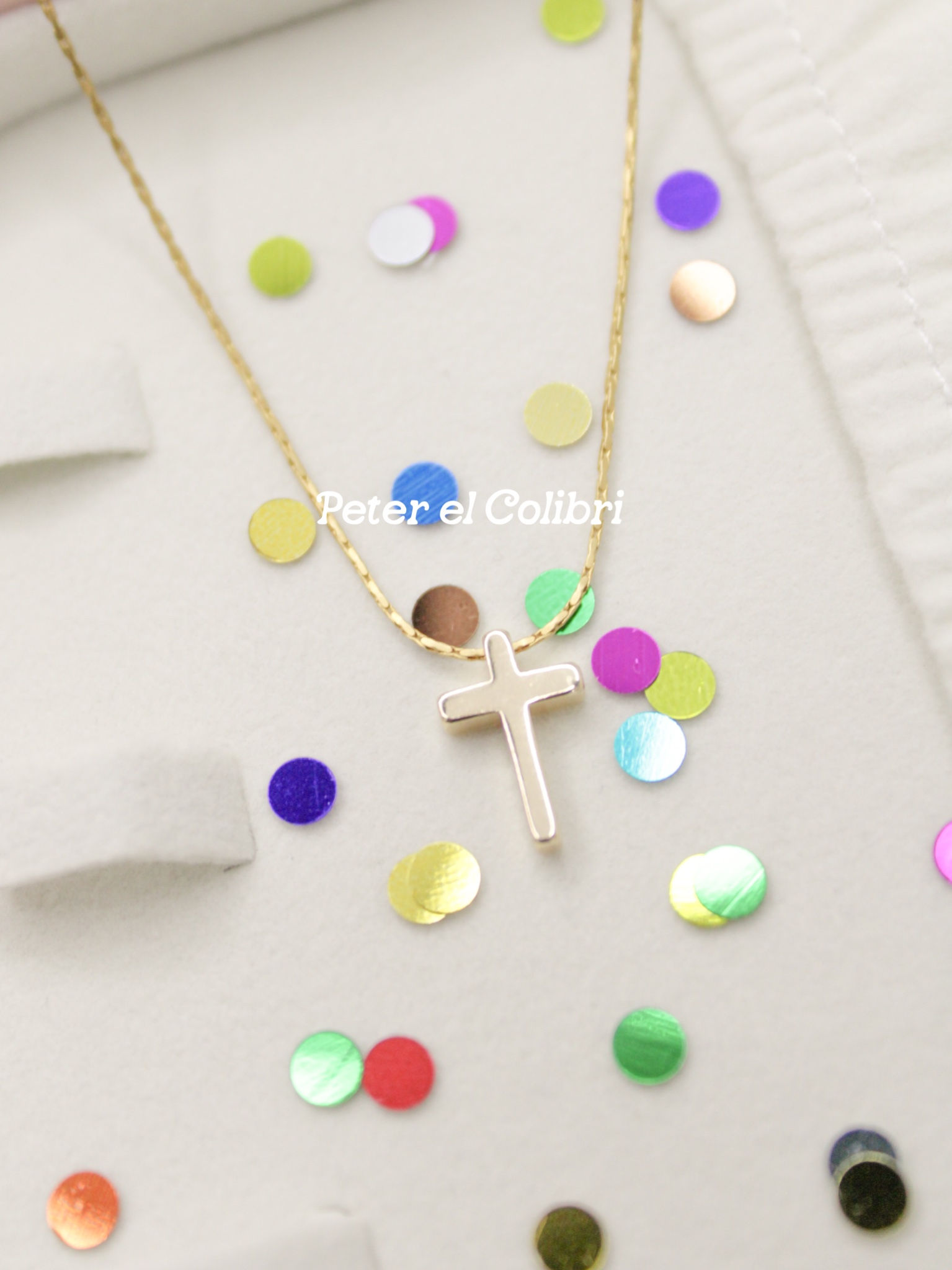 Collar minimalista de Cruz 