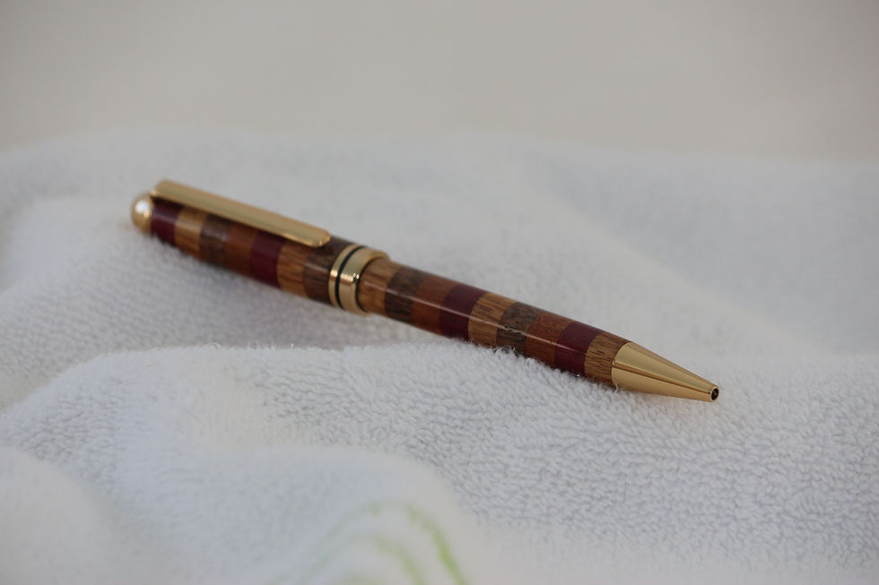 Miniature : Stylo-bille -Laminé  - Canarywood+Amarante+Noyer noir+Acajou & Or