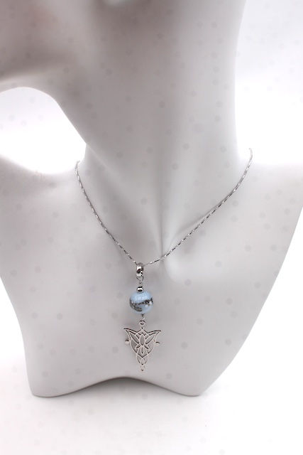 Pendentif J41