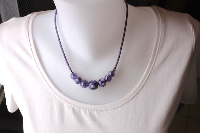 Miniature : Collier E05
