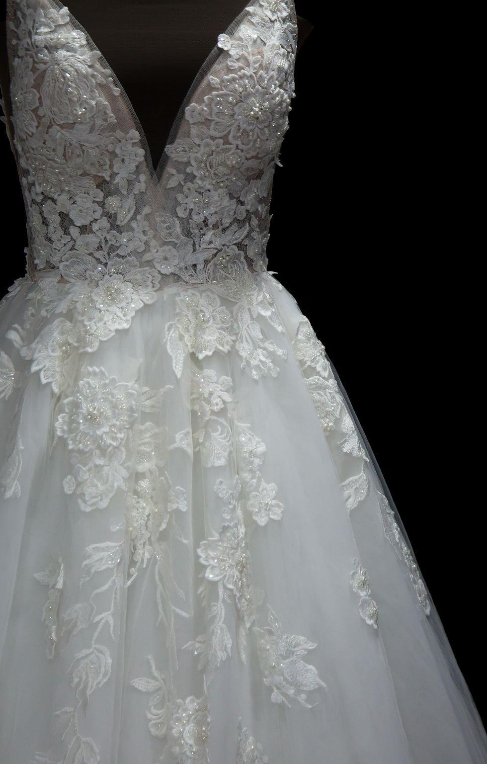Thumbnail: Hand Made Wedding Dress Delilah - A Line Bare Back | Size 6-8