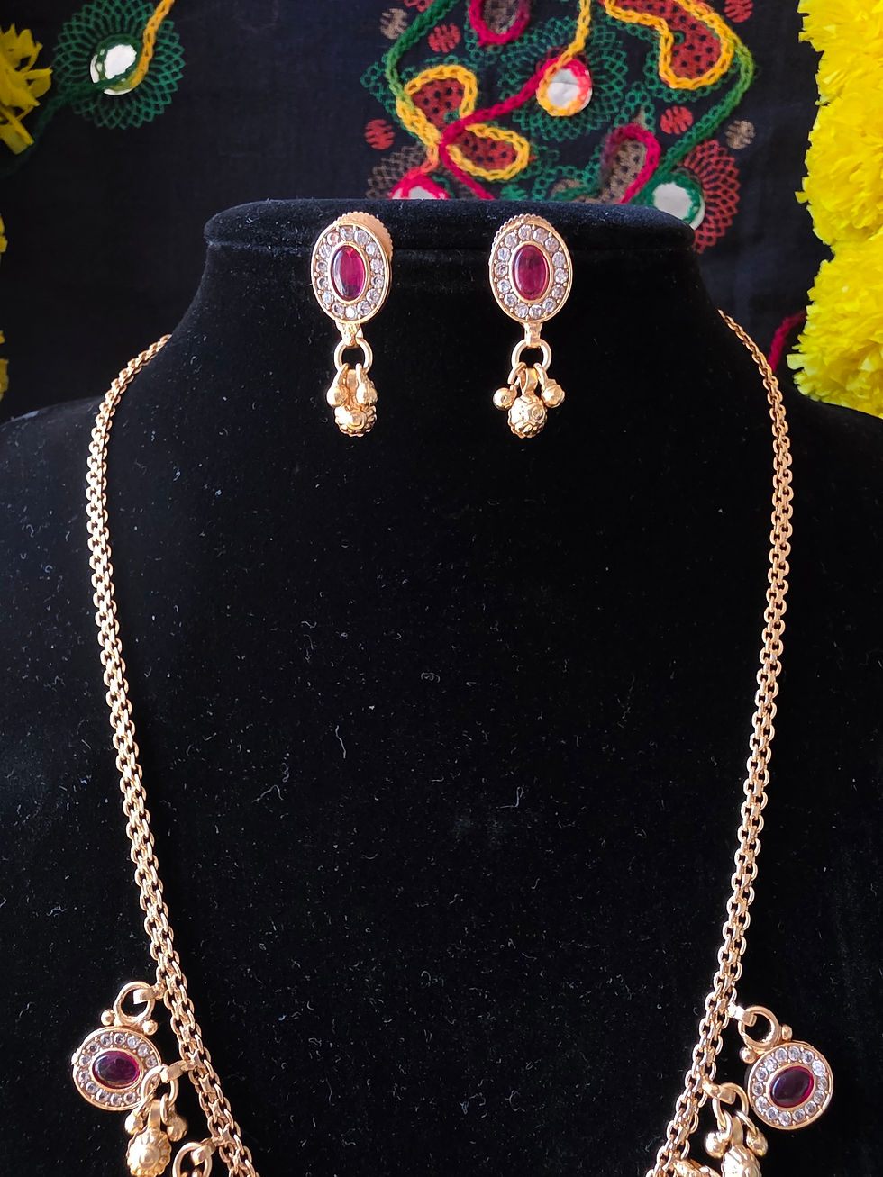 Thumbnail: Necklace set 