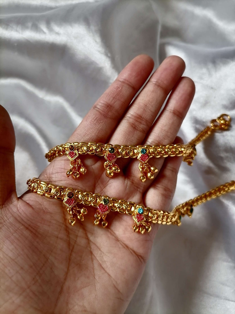 Thumbnail: Golden Payal