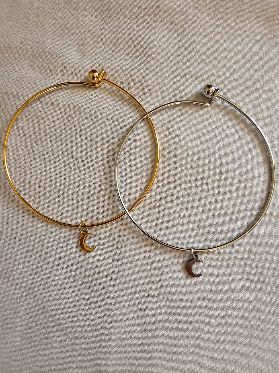 Thumbnail: Stainless steel charm bracelet  ( Openable)