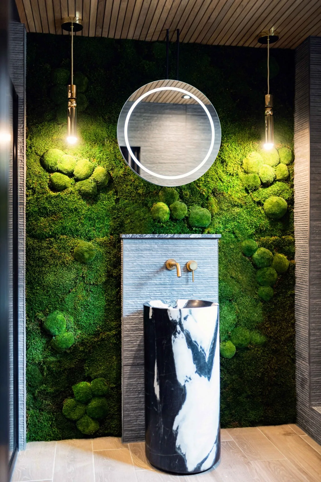 Biophilic bathroom design, bringing the outdoors in