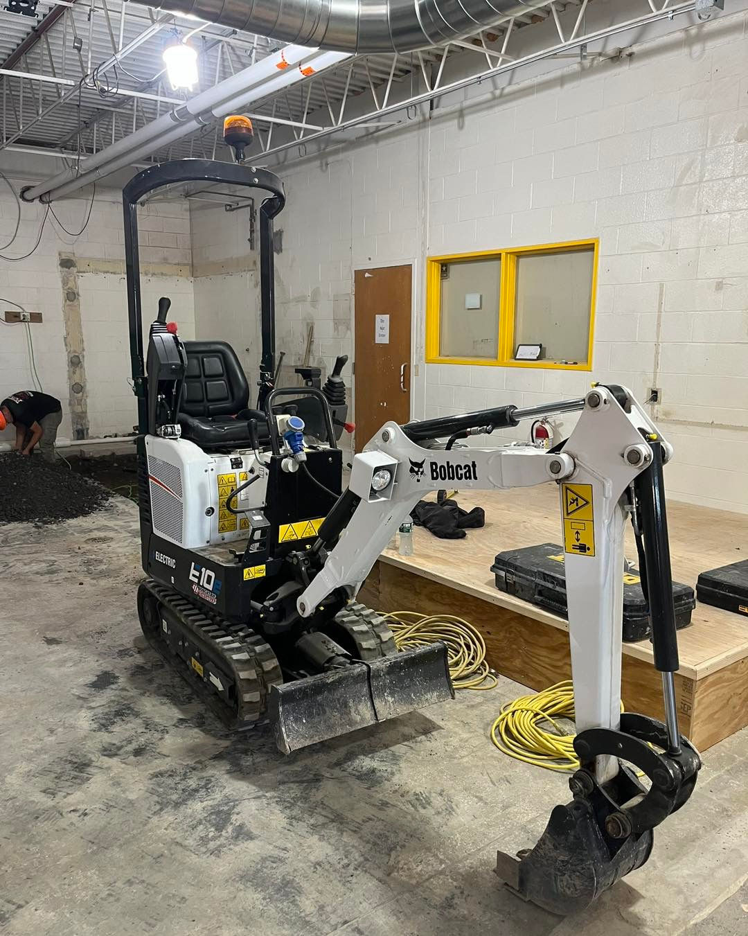 Bobcat E10 EM Compact Electric Excavator 