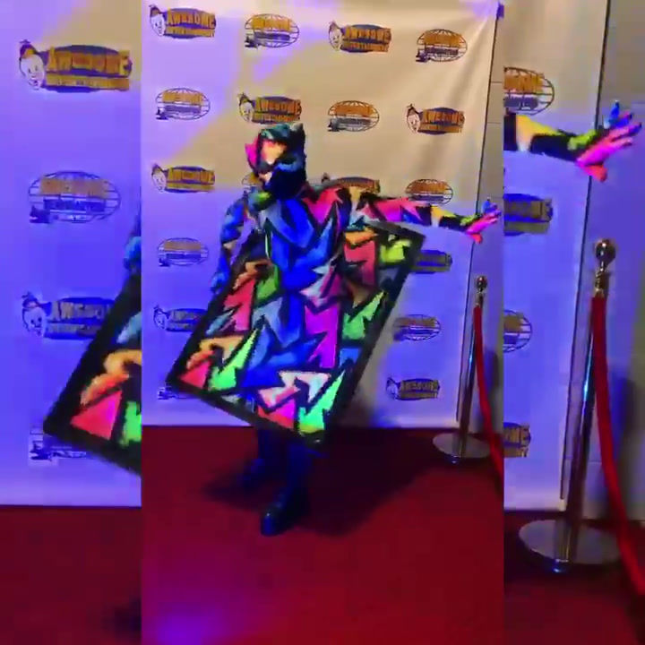 Thumbnail: Columbus Ohio Living Statue for hire  corporate entertainment - Trade show entertainers Cincinnati Ohio Akron, Mansfield, OH